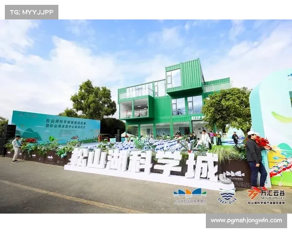 南京赛艇大师赛推出水上观光航线串联明城墙等历史文化景点 南京赛艇大师赛推出水上观光航线串联明城墙等历史文化景点